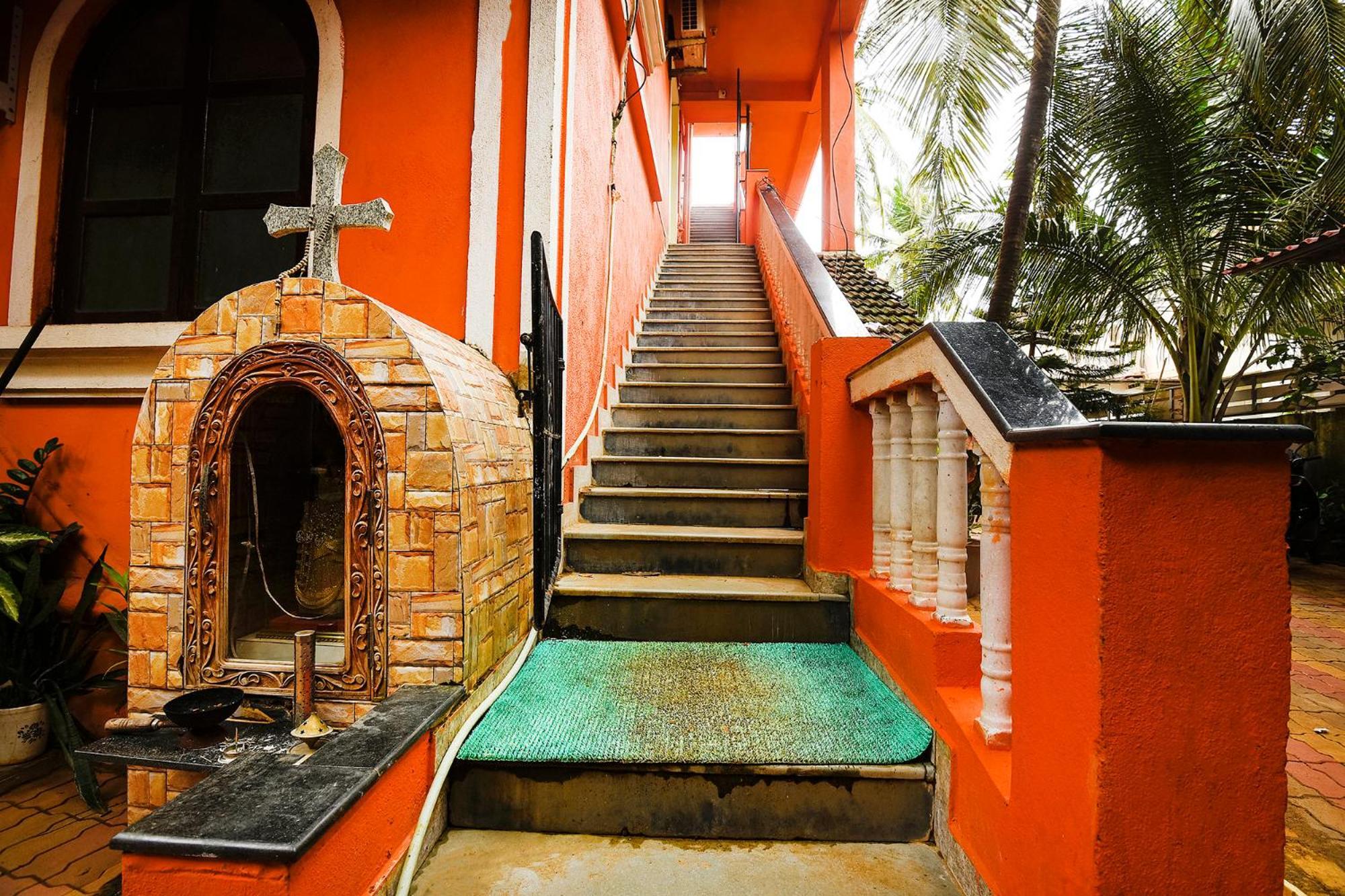 Fabhotel Joaquim Beachside Resort - Nr Tito'S Lane, Baga Beach Exterior photo